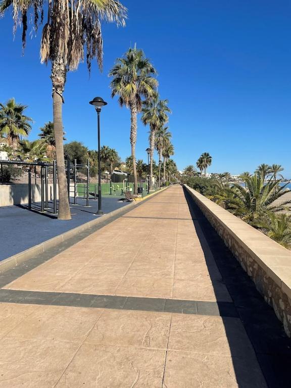 A Stunning 2 Bedroom Apartment 5 Min Walk To The Beautiful Beaches Of Vera Playa Playas de Vera Экстерьер фото